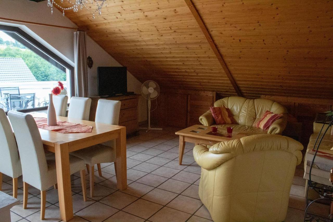 Ferienwohnungen Weitmann Ockfen Buitenkant foto